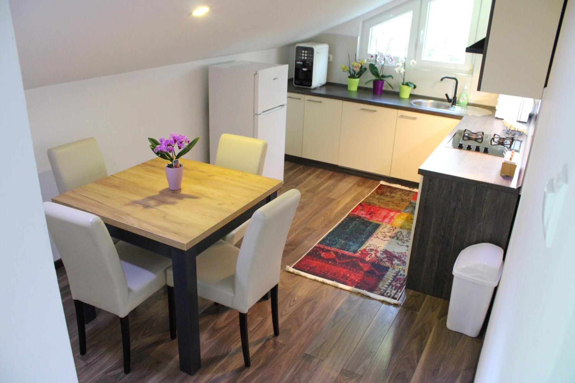 Apartman Nadja&Dani Kulen Vakuf Exteriör bild