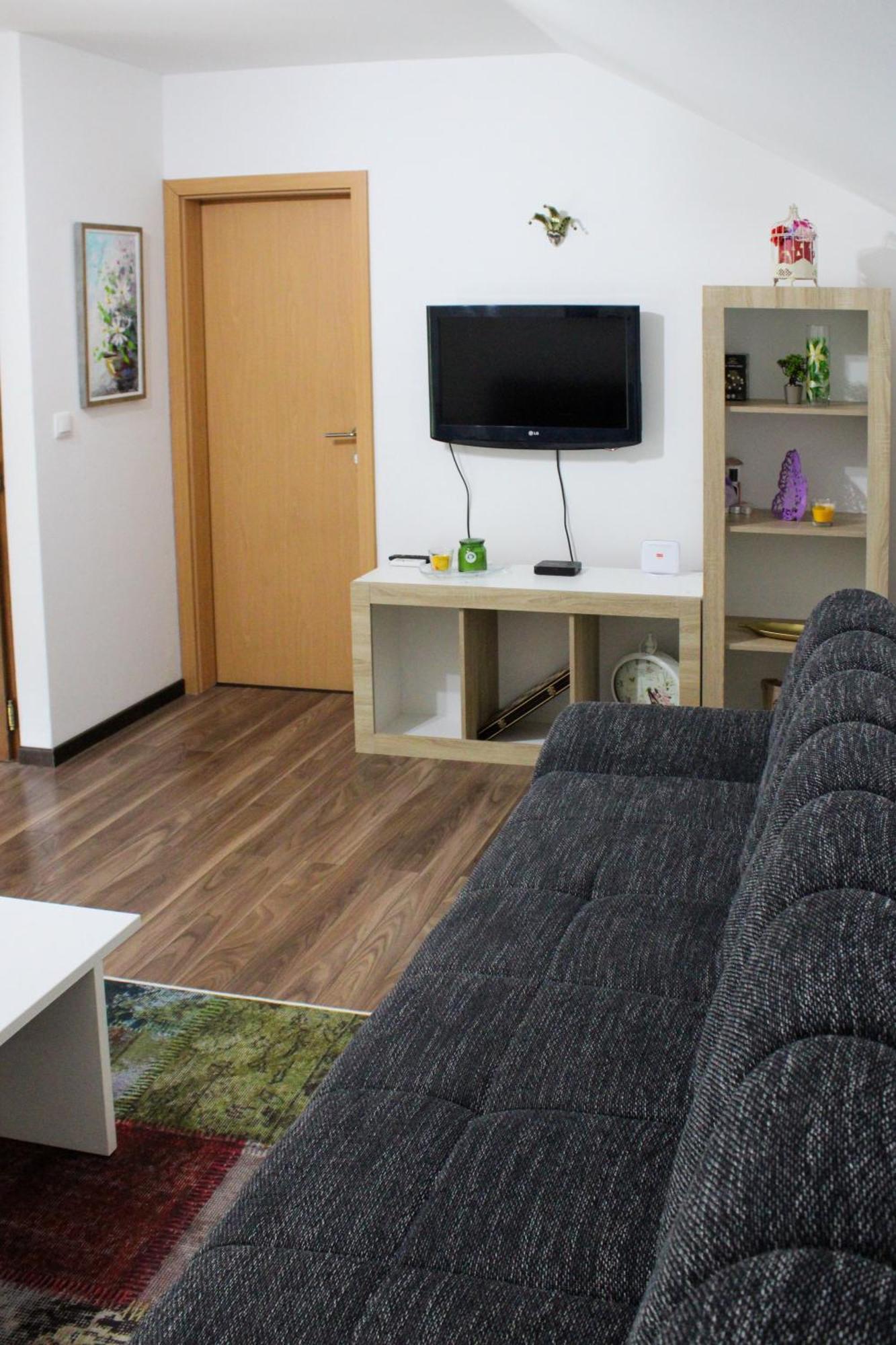 Apartman Nadja&Dani Kulen Vakuf Exteriör bild